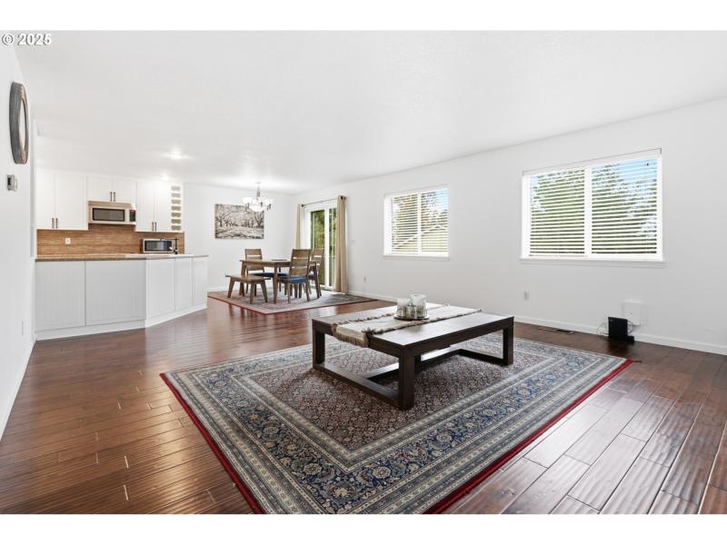 Living Room/Dining Room