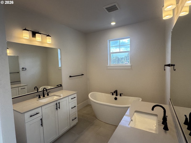 Owner's Suite Bathroom