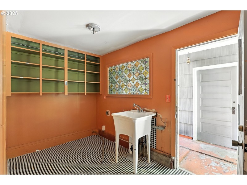Mud Room