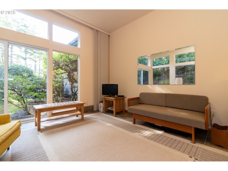 Guest Quarters