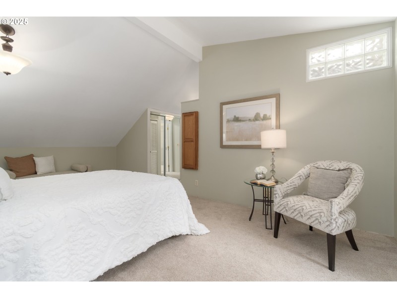 Bedroom, Owner's Suite