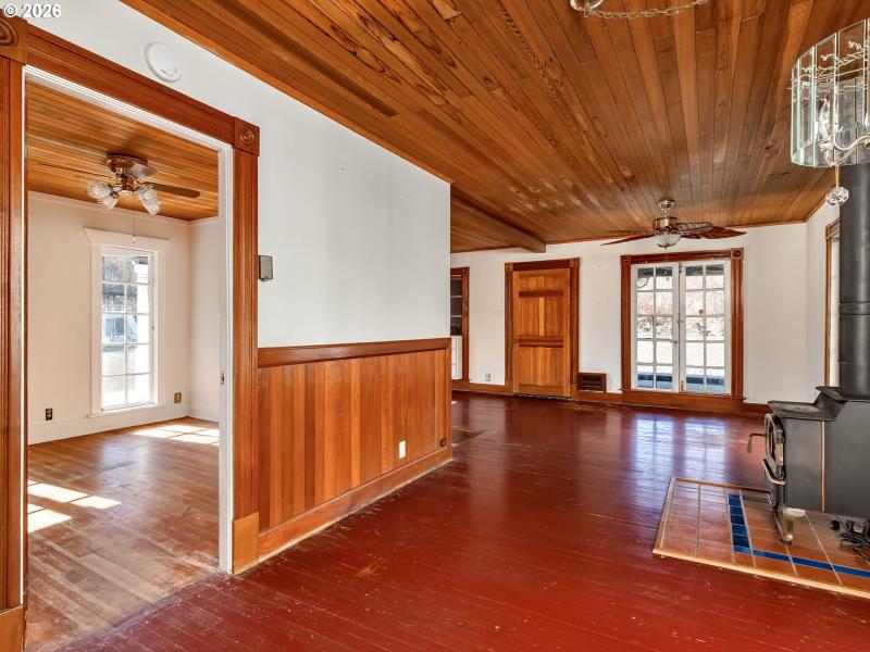 Living Room/Dining Room