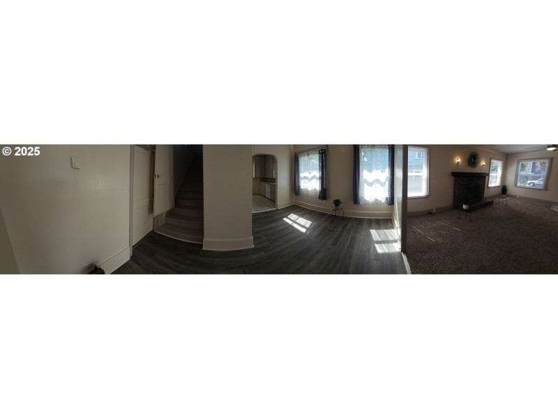 Living Room/Dining Room