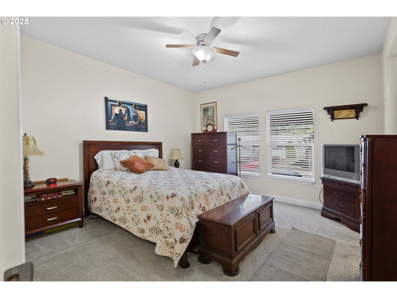 Bedroom, Owner's Suite