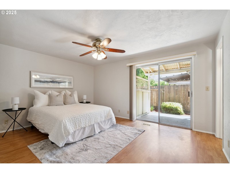 Bedroom, Primary