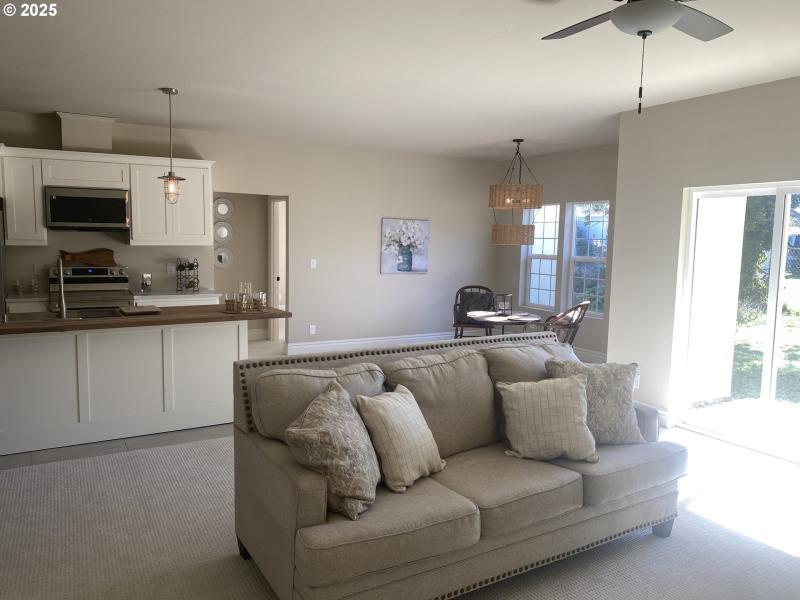 Living Room/Dining Room