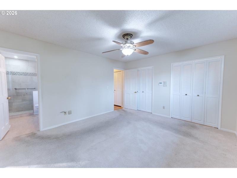 Bedroom, Owner's Suite