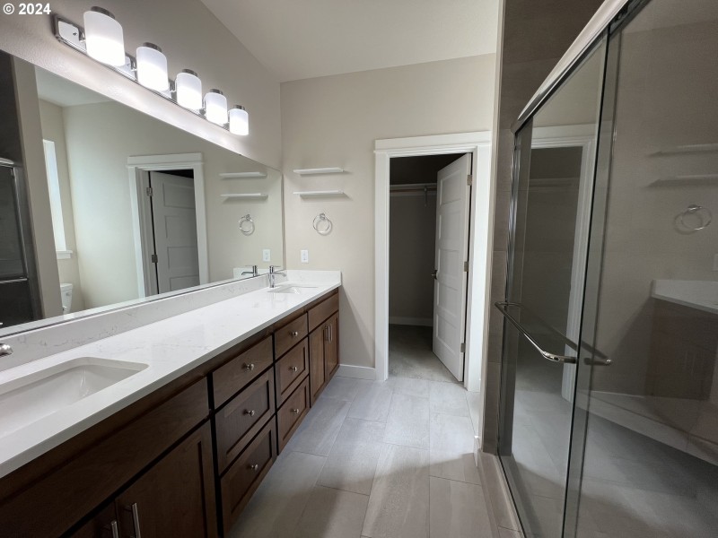 Bathroom, Attached