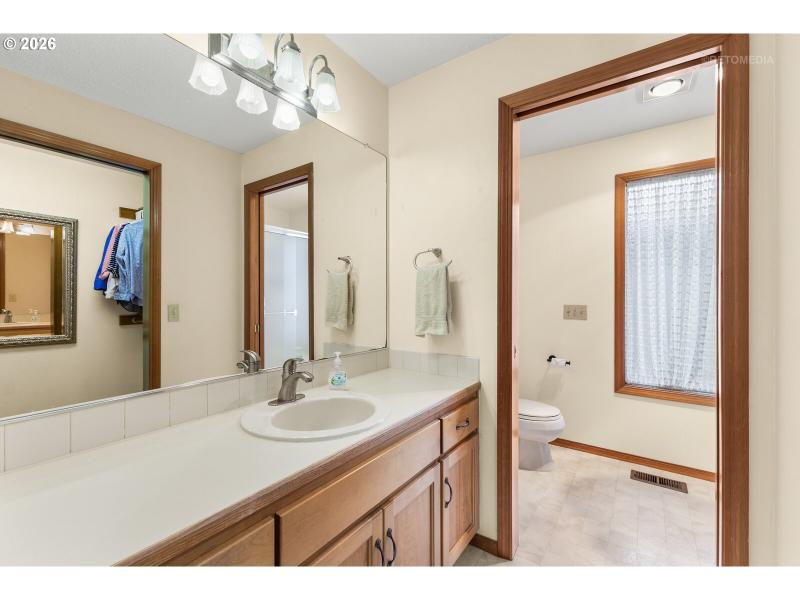 Owner's Suite Bathroom