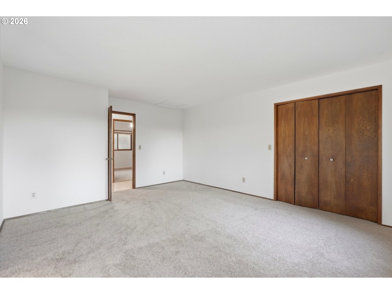 Bedroom, Owner's Suite