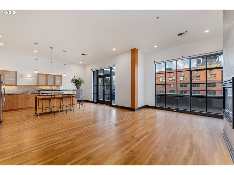 Living Room/Dining Room
