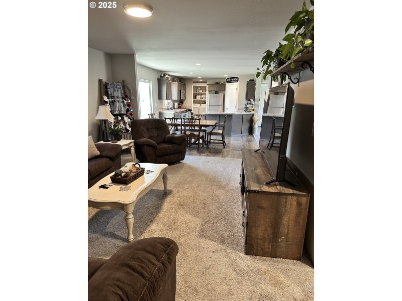 Living Room/Dining Room
