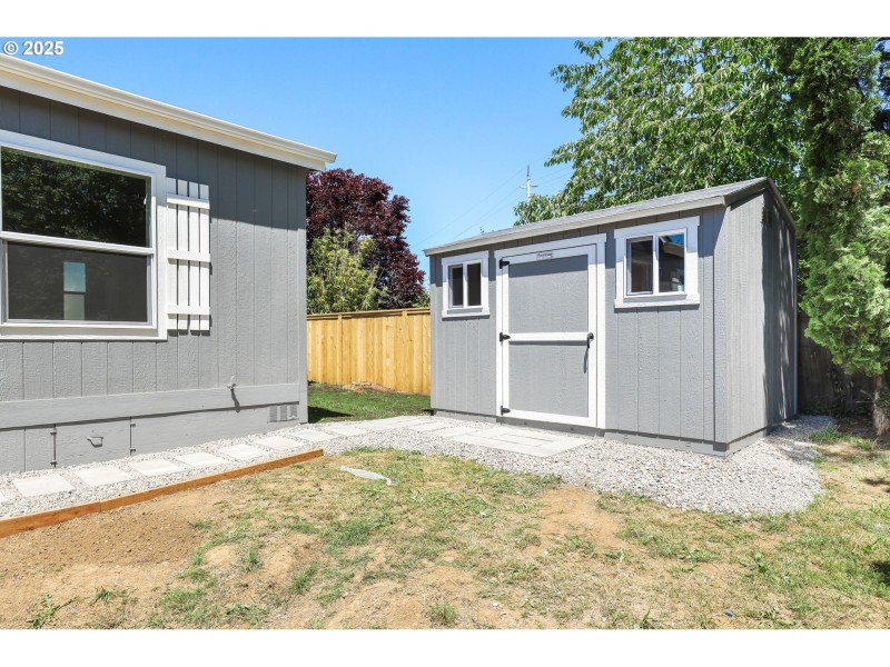 Shed
