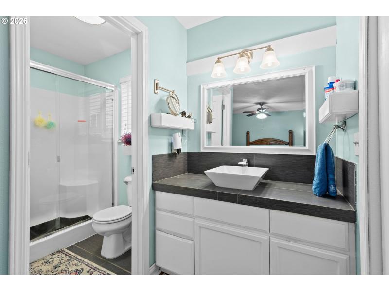 Owner's Suite Bathroom