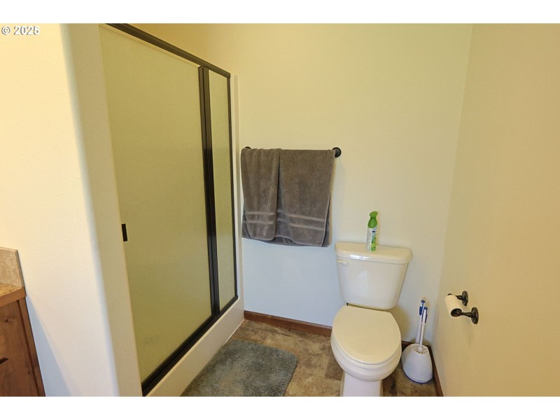 Bathroom, Attached