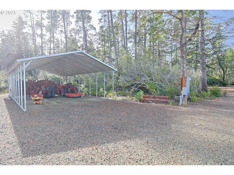Carport