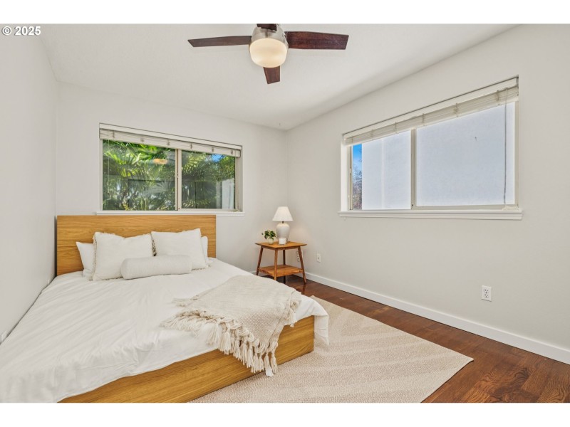Bedroom, Primary