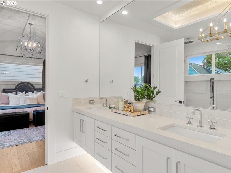 Bathroom, Attached