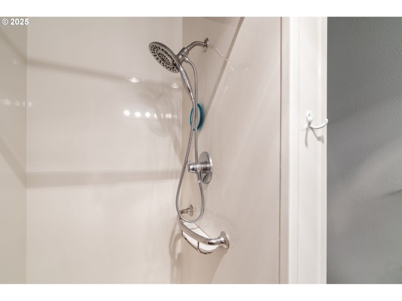 Bathroom, Attached