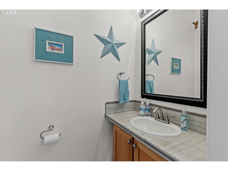 Bathroom, Attached