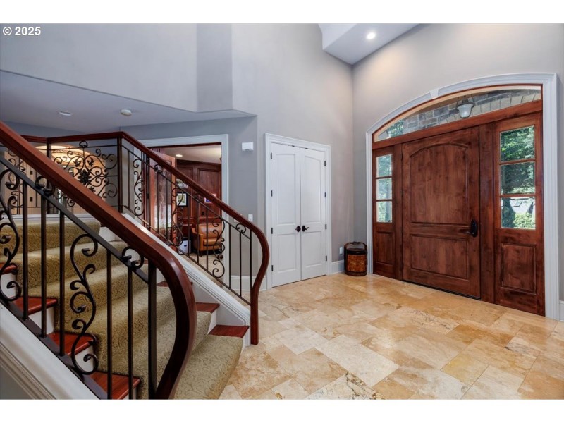 Entrance/Foyer