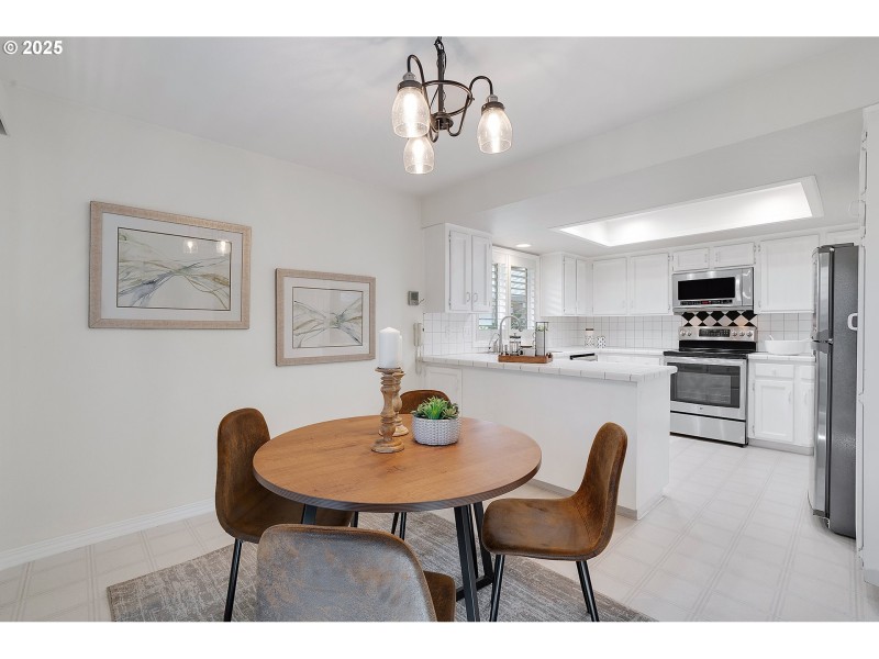 Kitchen/Nook