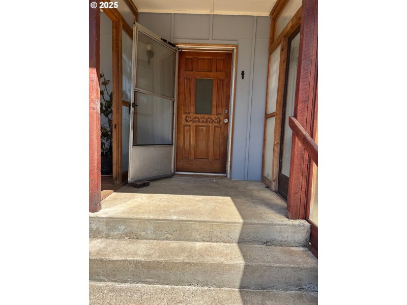 Entrance/Foyer