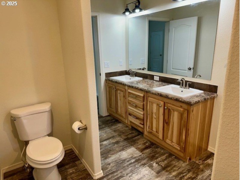 Bedroom, Owner's Suite