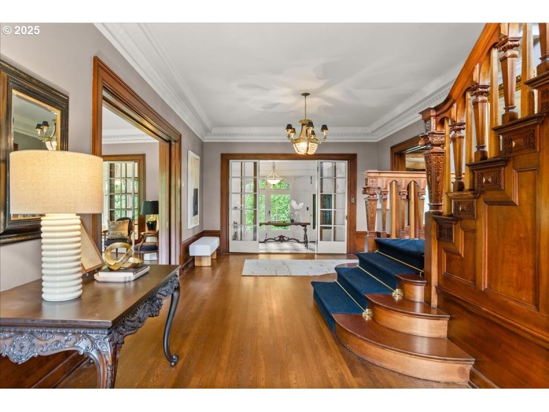 Entrance/Foyer