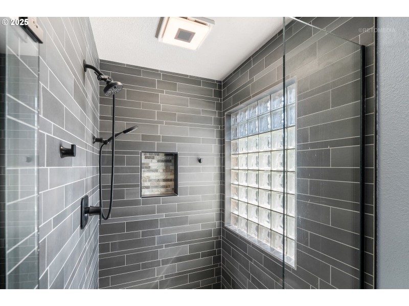 Owner's Suite Bathroom