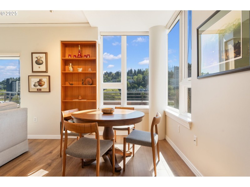 Living Room/Dining Room