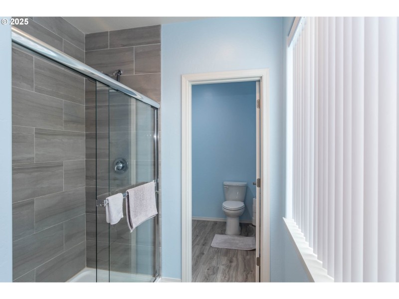 Bathroom, Attached