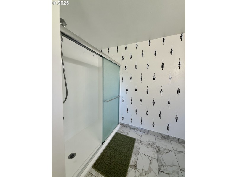 Bathroom, Attached