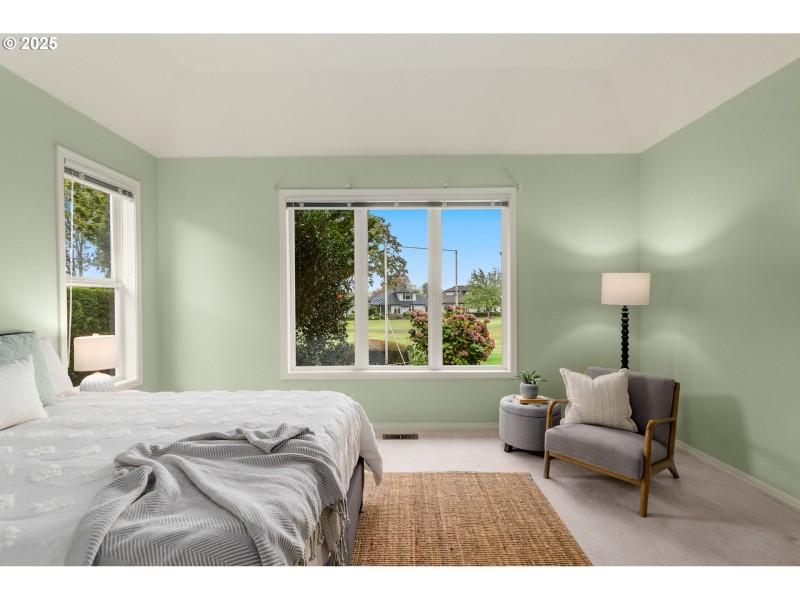 Bedroom, Primary