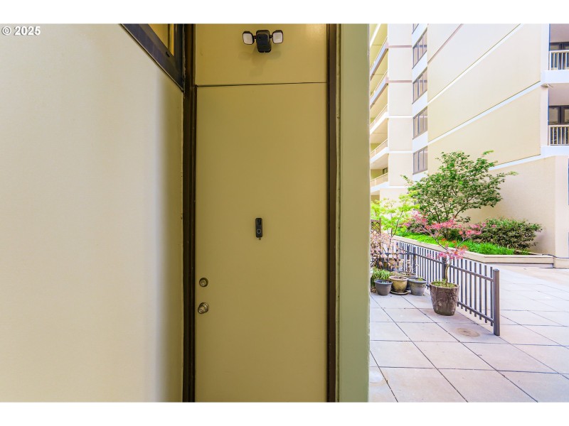 Entrance/Foyer