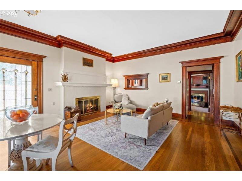 Living Room/Dining Room