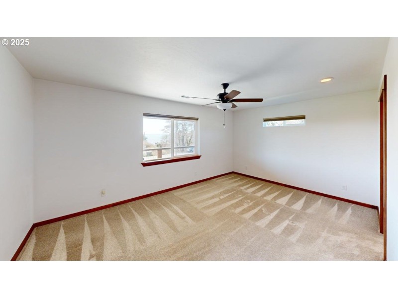 Bedroom, Primary