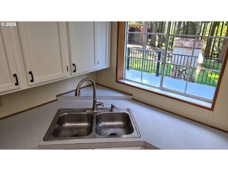 Kitchen/Outside