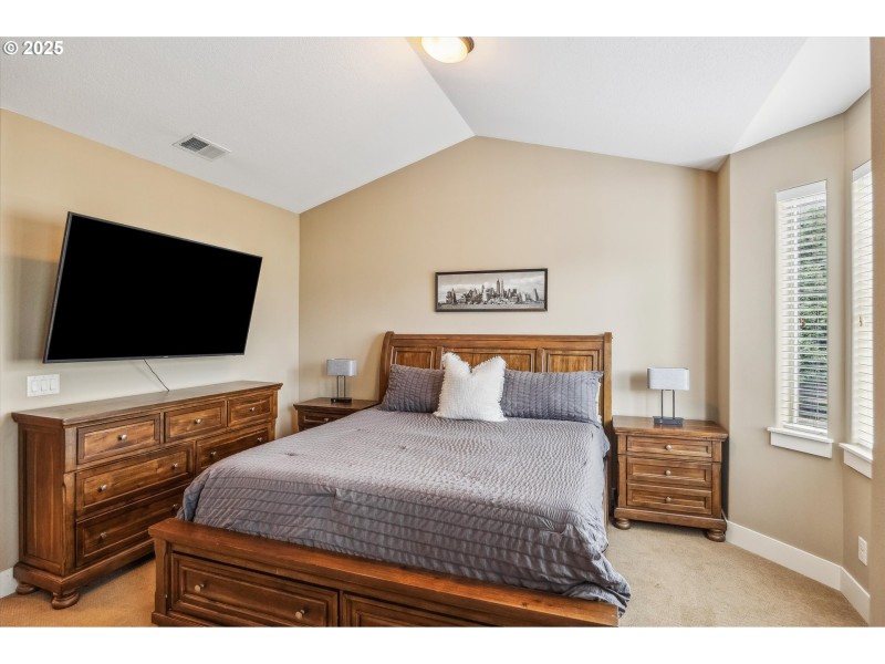 Bedroom, Primary