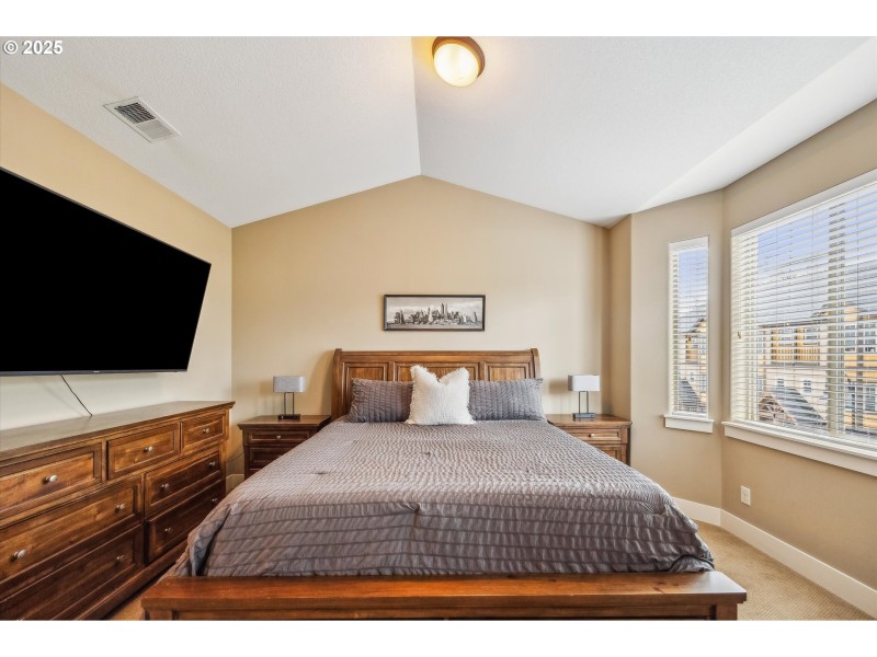 Bedroom, Primary