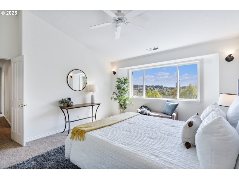 Bedroom, Owner's Suite