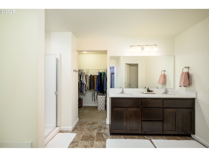 Owner's Suite Bathroom