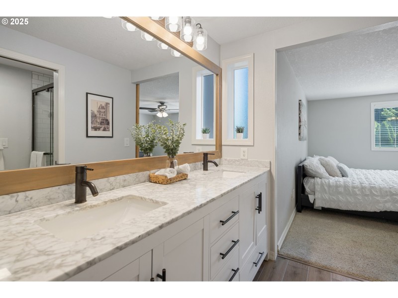 Bathroom, Attached