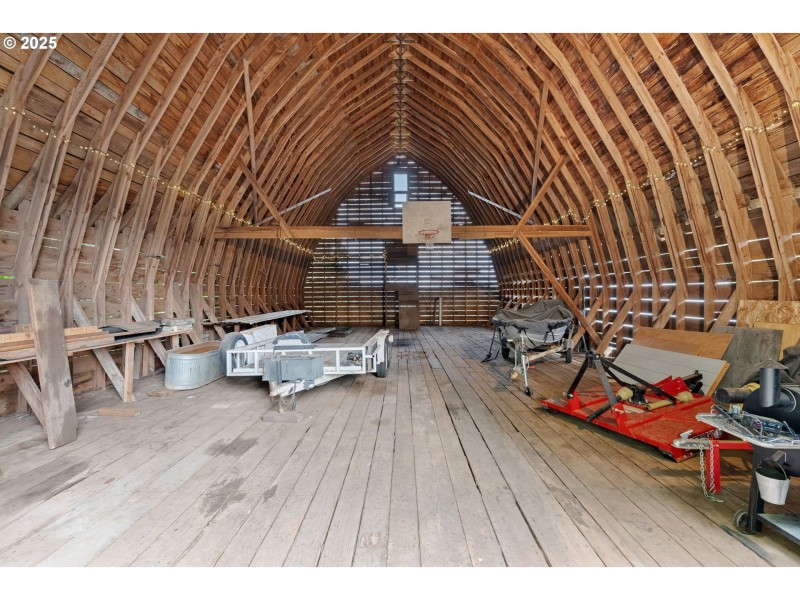 Barn