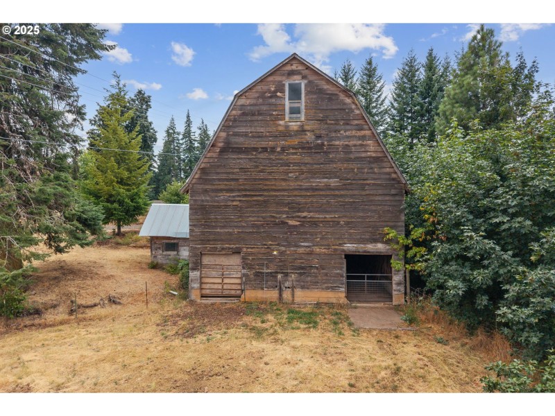 Barn