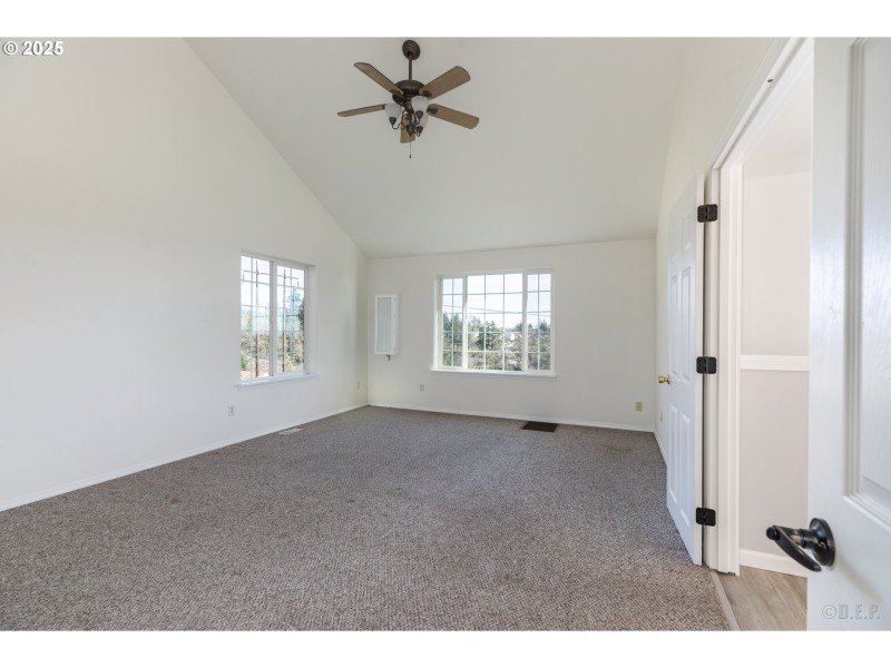 Bedroom, Primary