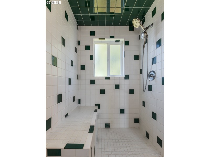 Bathroom, Attached