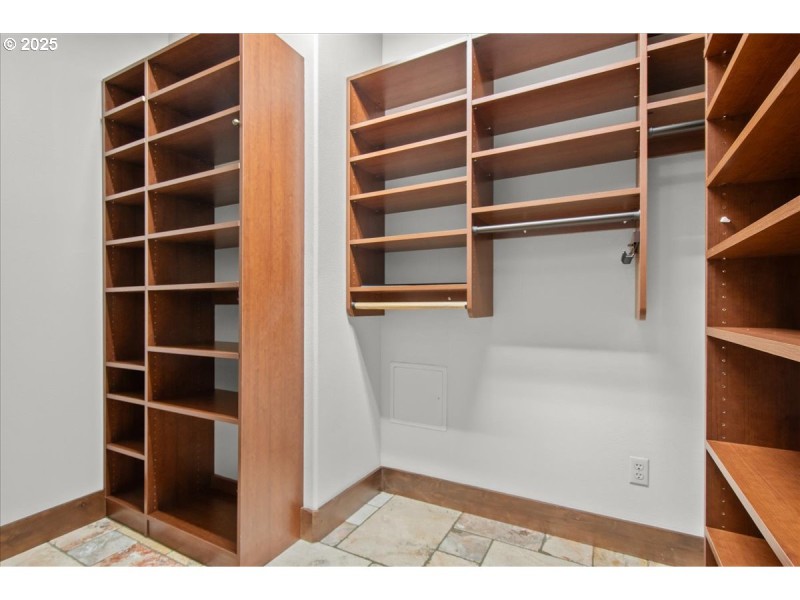 Bedroom, Owner's Suite