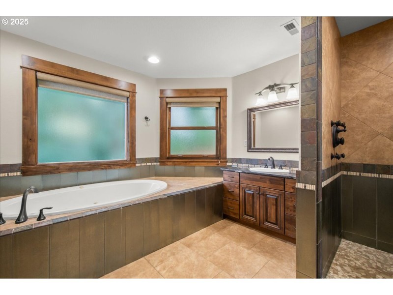 Attached Bathroom #2