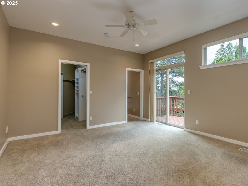 Bedroom, Primary